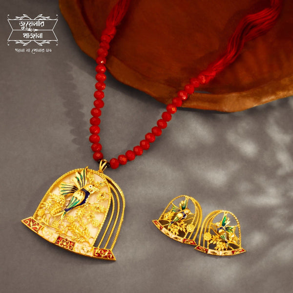 Premium Gold Plated aesthetic bird pendant on shell with Earrings image 1