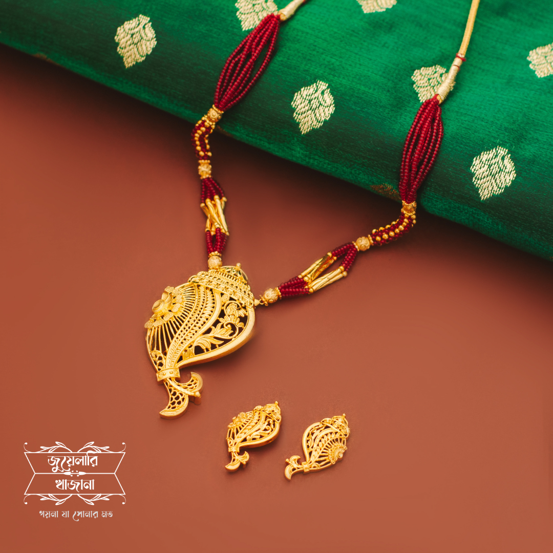 Premium Gold Plated Shankha Pendant with Earrings – Jewellery Khazana