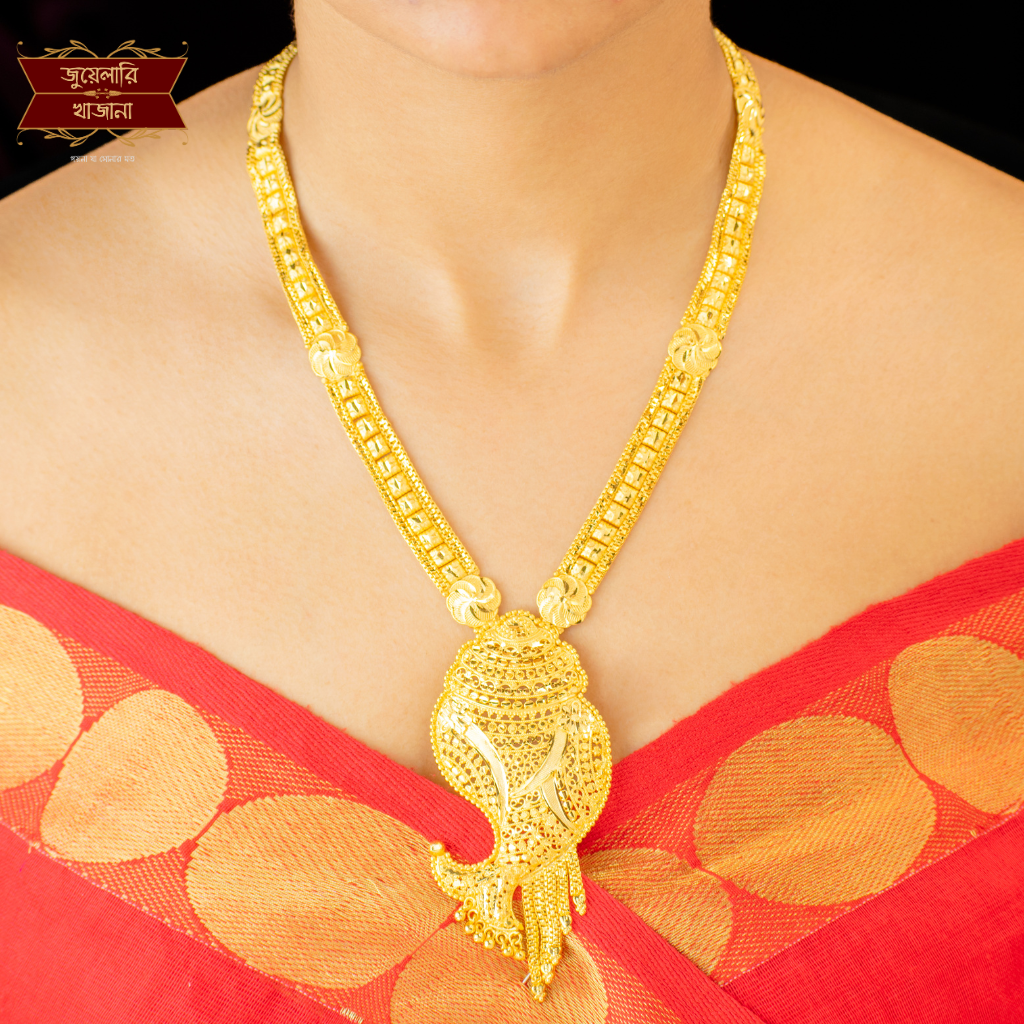 Model wearing a Traditional Bengali Design Gold Plated Shankho Pendant Sitahar, showcasing intricate Shankho motif and luxurious gold plating.